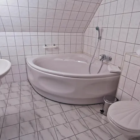 Hotel Parkhotel Woerlitz 3*